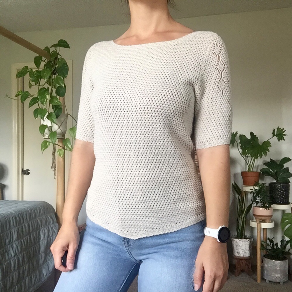 Vintage Crochet Sunburst Top - Picture 2 of 6